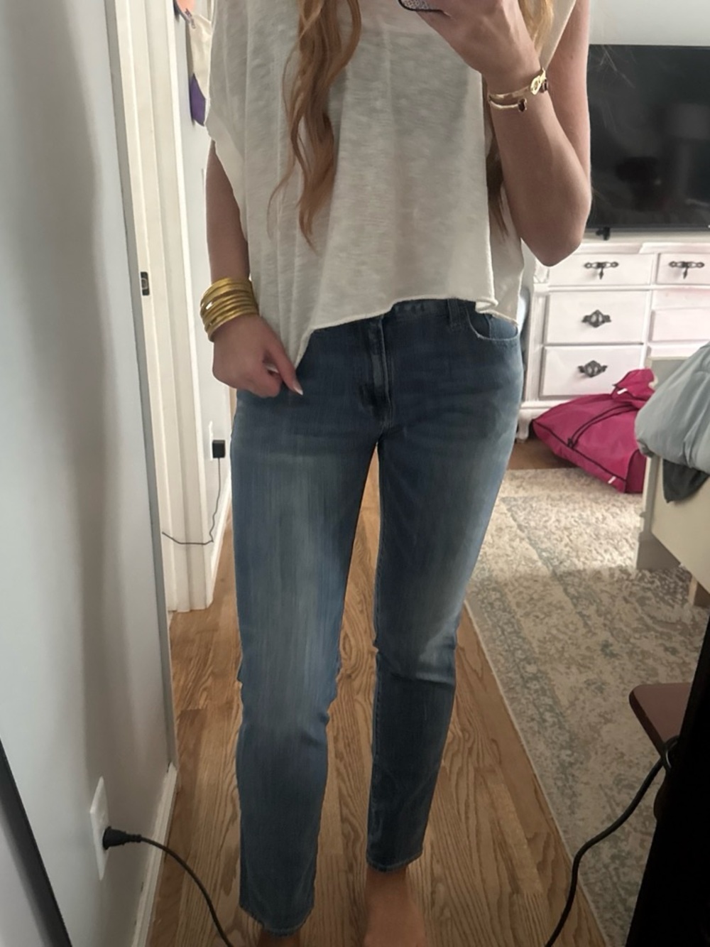 Classic Straight-Leg Women's Jeans in Medium Blue American Eagle - Picture 1 of 3